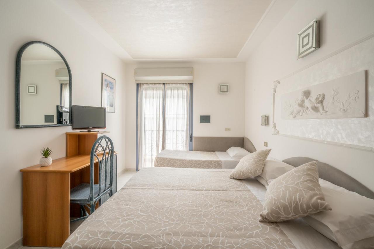 Royal Boutique Hotel Riccione Eksteriør bilde