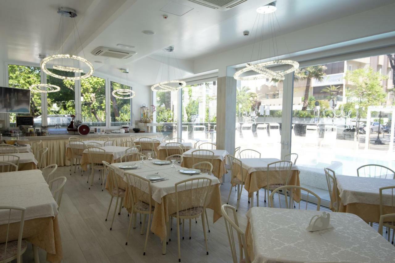 Royal Boutique Hotel Riccione Eksteriør bilde
